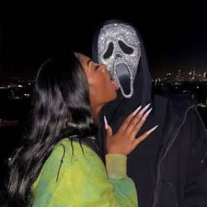 Meet your Posher, Emmanuel